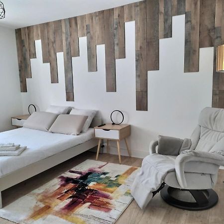 Ch Privee 18M - Canape - Netflix - Appart 120M 브아삐 외부 사진