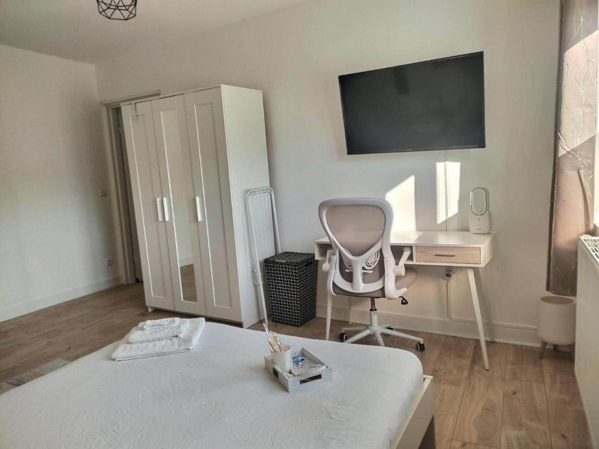 Ch Privee 18M - Canape - Netflix - Appart 120M 브아삐 외부 사진